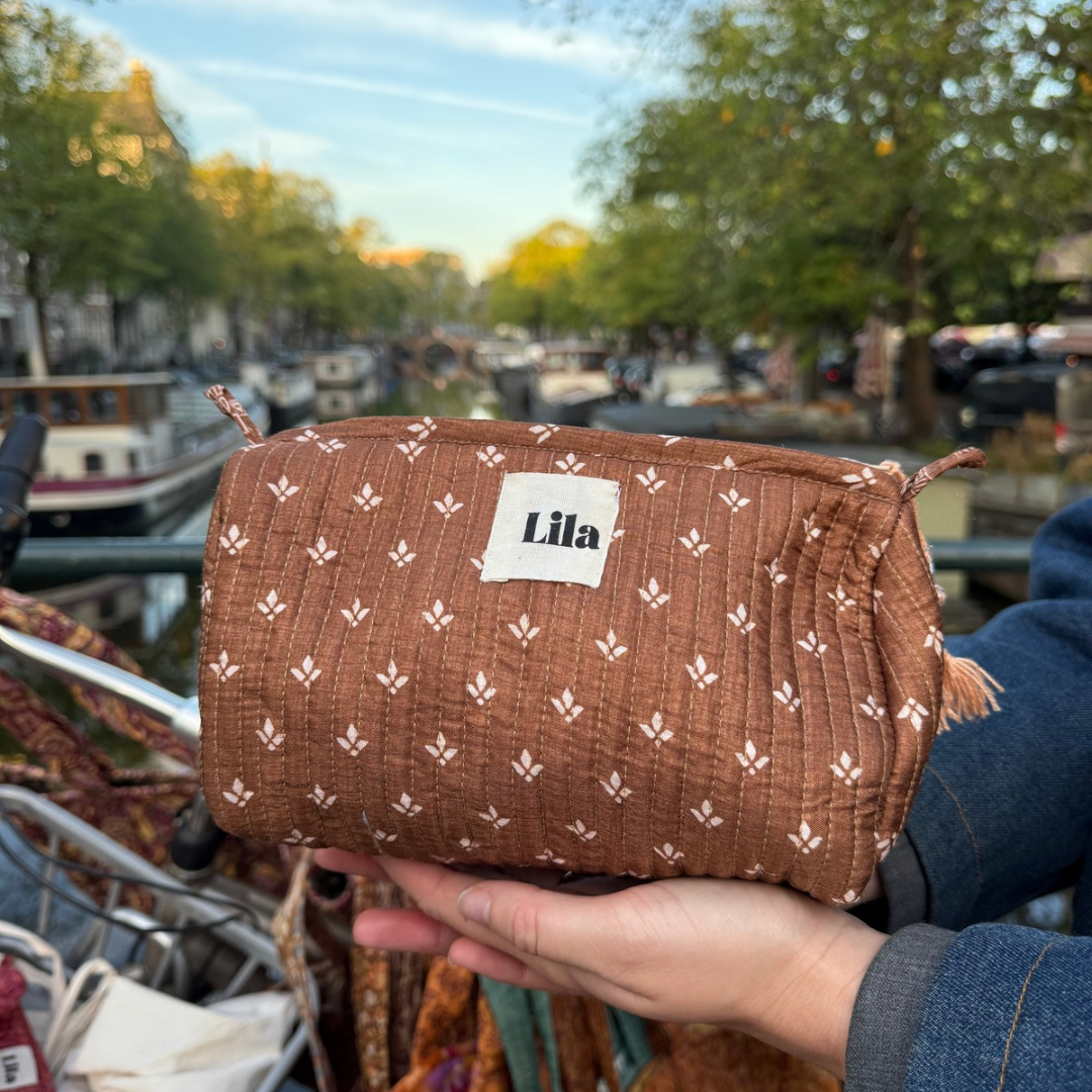 Upcycled tote - no. 2- inclusief toilettas