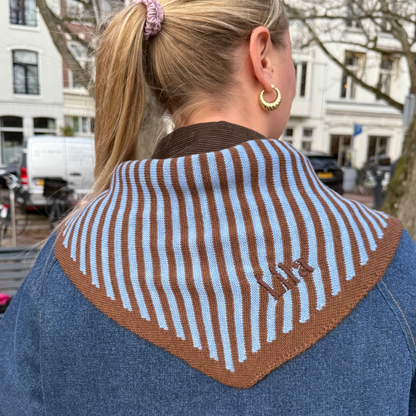 Dreieckstuch - Blau & Brauner Streifen - Klein