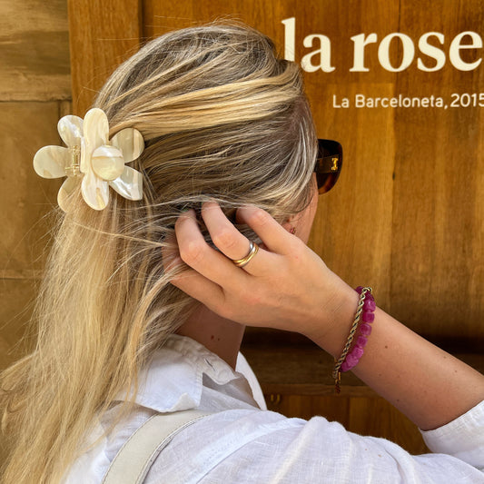 Haarclip Bloem- Latte